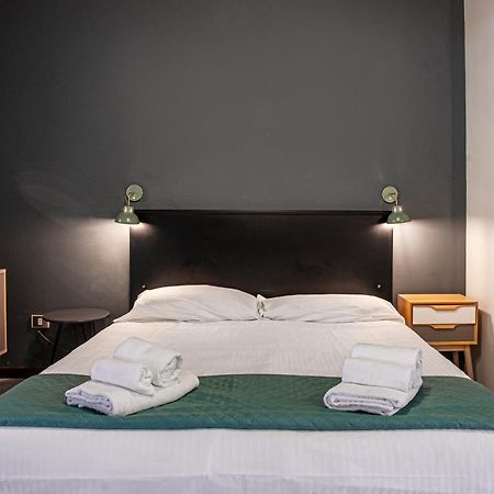 Oleandri Suite Hotel 瓦达 外观 照片