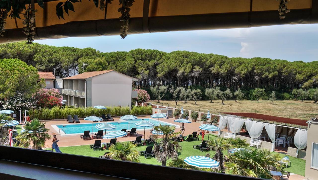 Oleandri Suite Hotel 瓦达 外观 照片