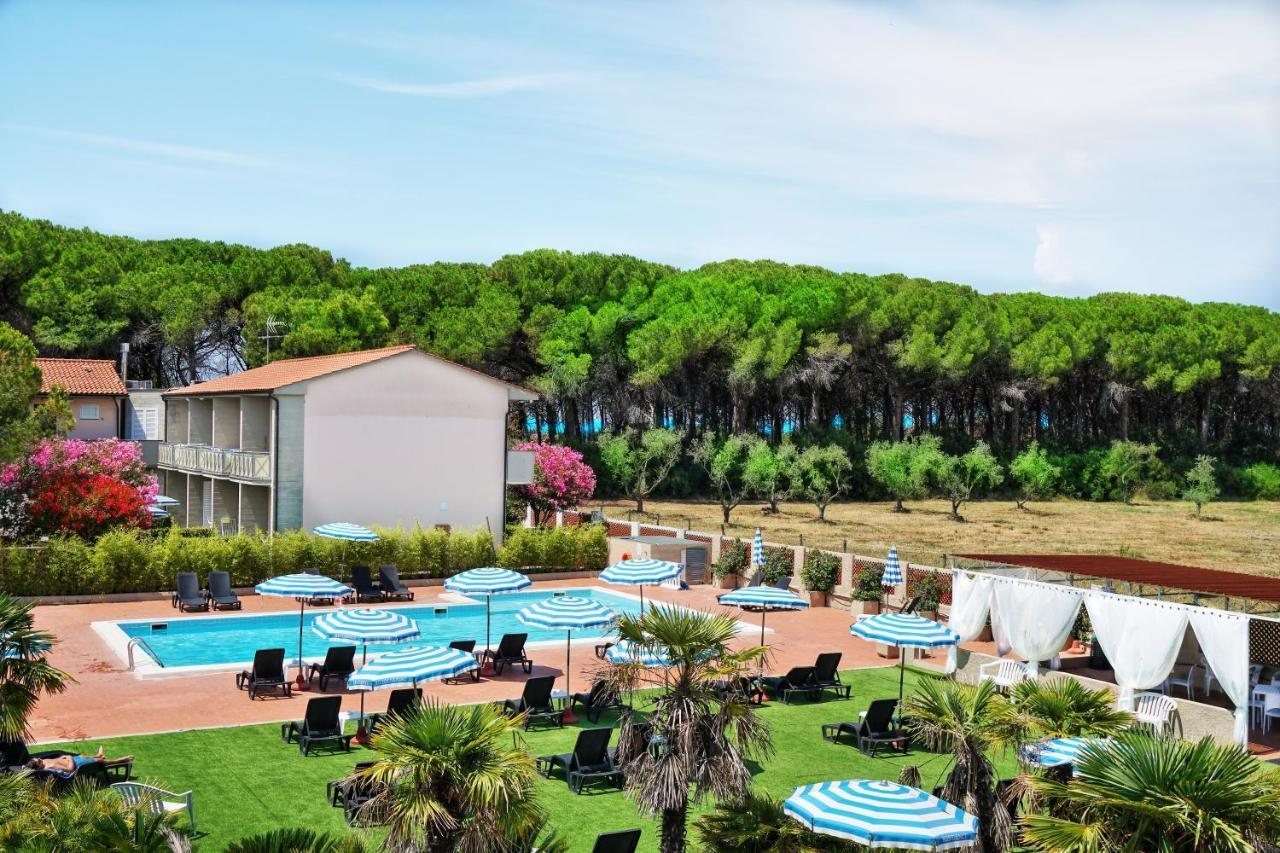 Oleandri Suite Hotel 瓦达 外观 照片