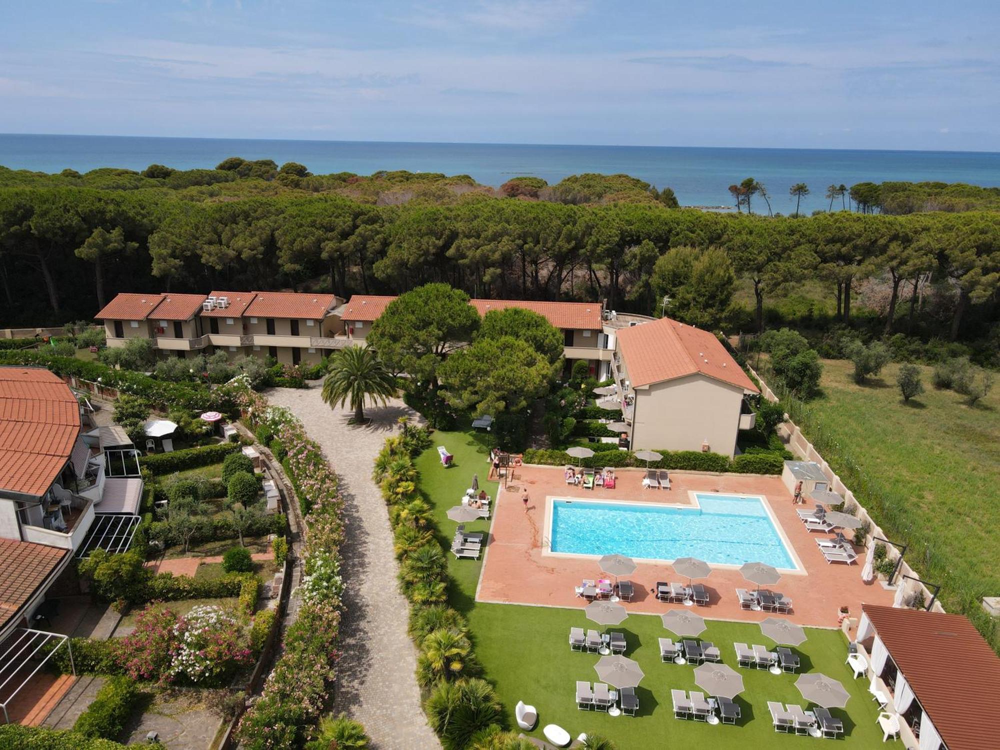 Oleandri Suite Hotel 瓦达 外观 照片