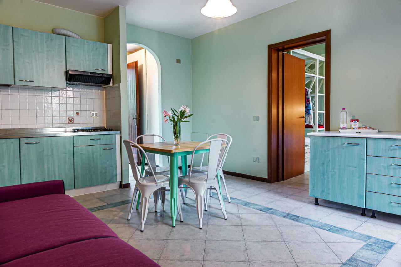 Oleandri Suite Hotel 瓦达 外观 照片