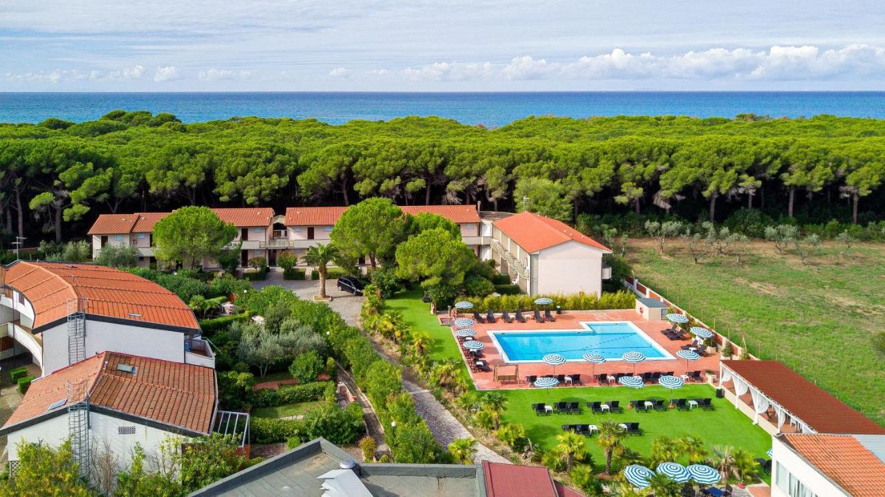 Oleandri Suite Hotel 瓦达 外观 照片